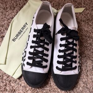 Burberry black and white two tone Logo Sneakers